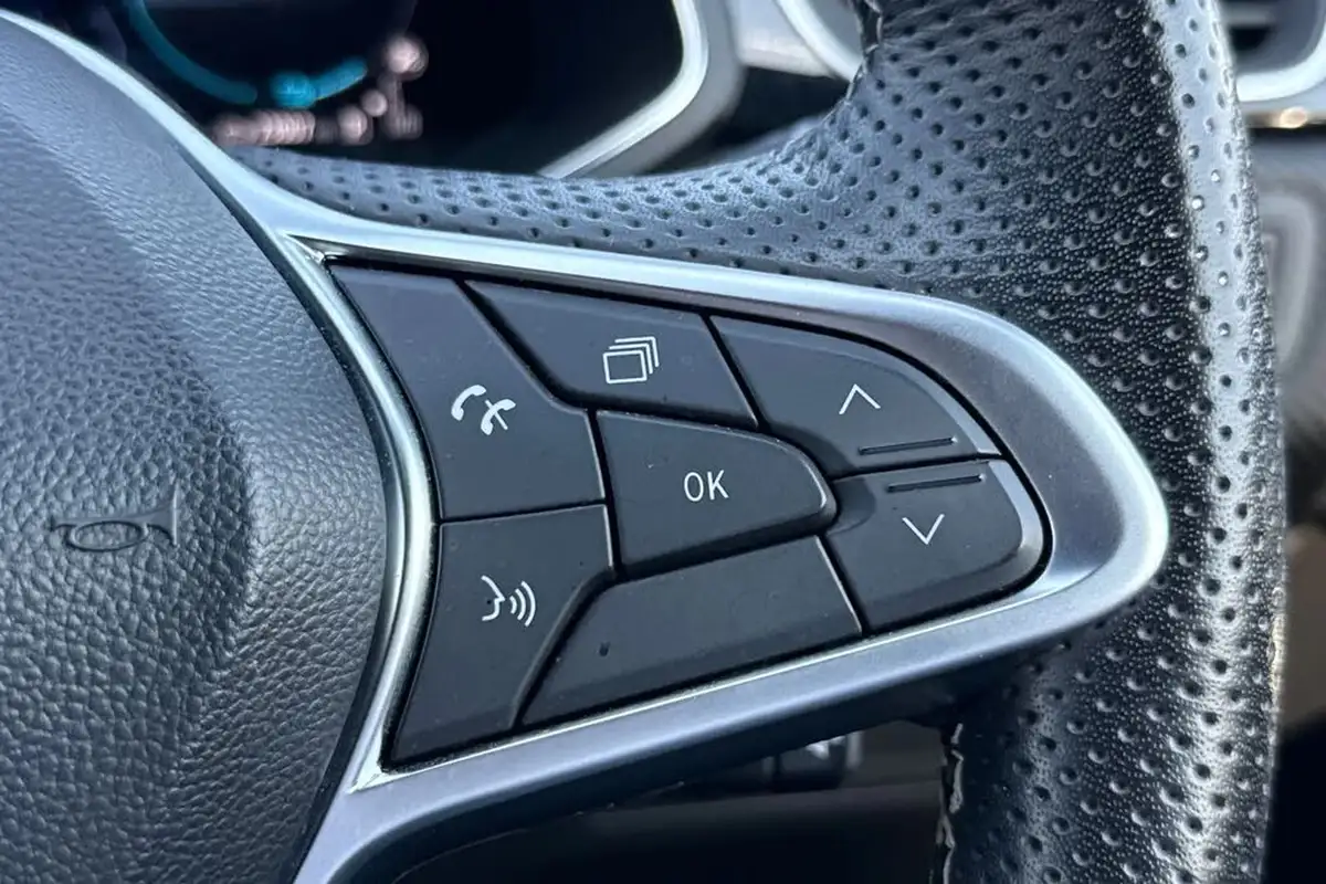 2023-renault-captur-16-e-tech-engineered-145ps-full-big-36