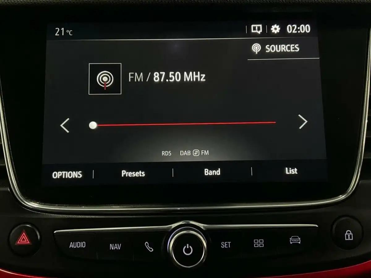 2021-vauxhall-crossland-12-sri-nav-130ps-big-53