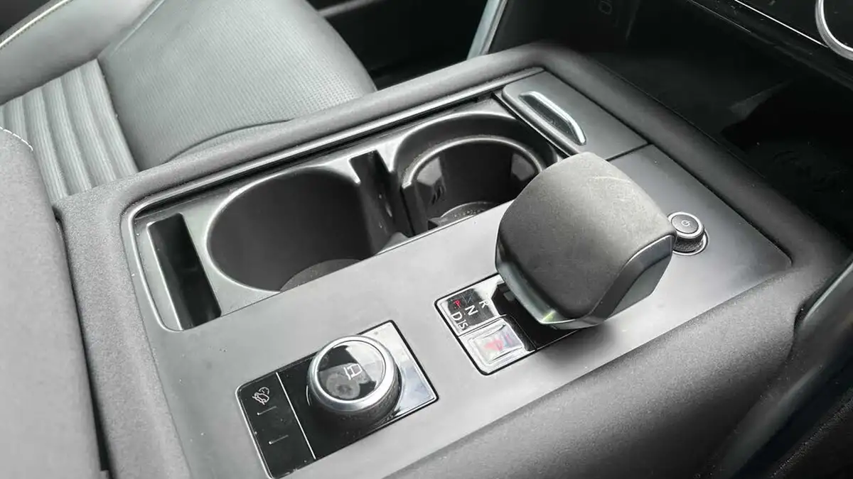 2023-land-rover-discovery-30-d300-commercial-dynamic-hse-big-31