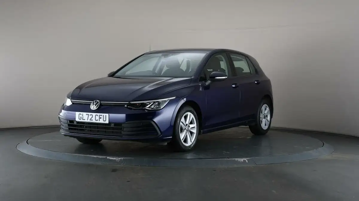 2022-volkswagen-golf-15-tsi-life-130ps-hatchback-big-42