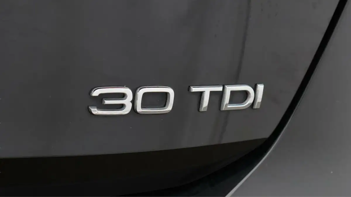 2021-audi-a3-20-30-tdi-technik-big-22