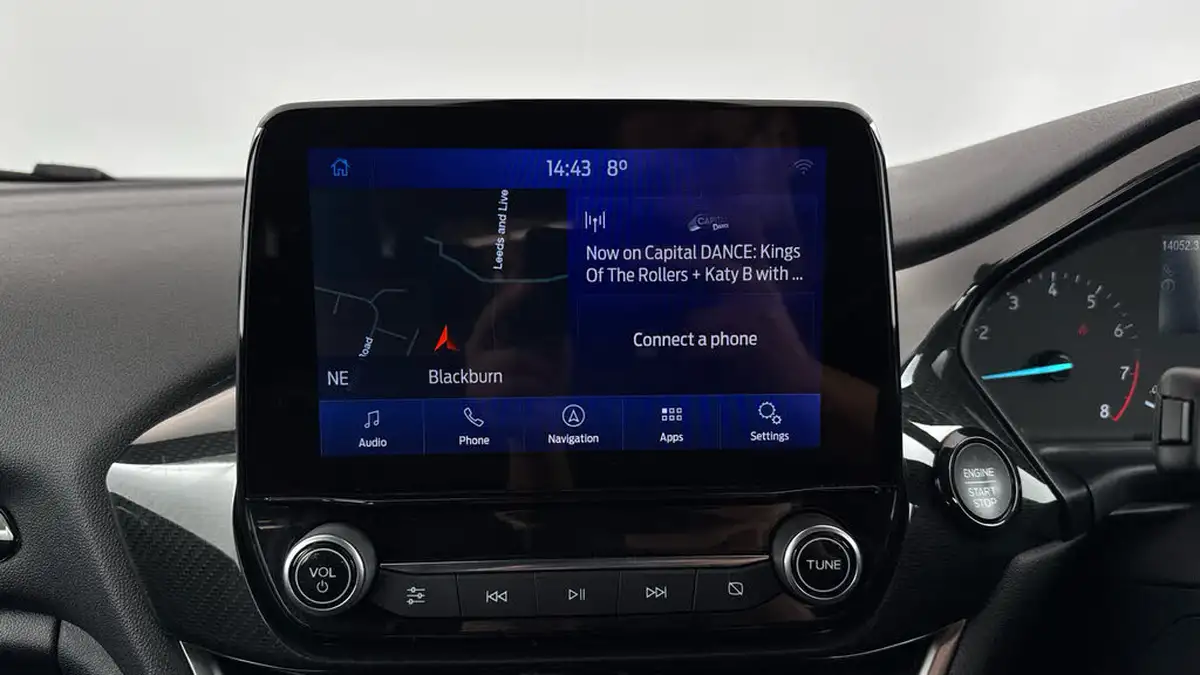 2022-ford-fiesta-10t-st-line-100ps-5d-big-11