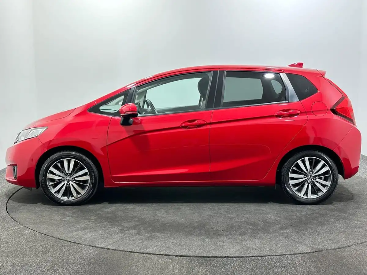 2016-honda-jazz-13-i-vtec-ex-cvt-big-4