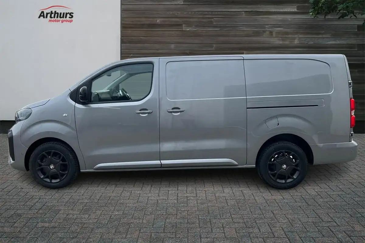 2024-vauxhall-vivaro-20td-xl-pro-big-5