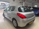 2012-peugeot-308-16-access-auto-small-10