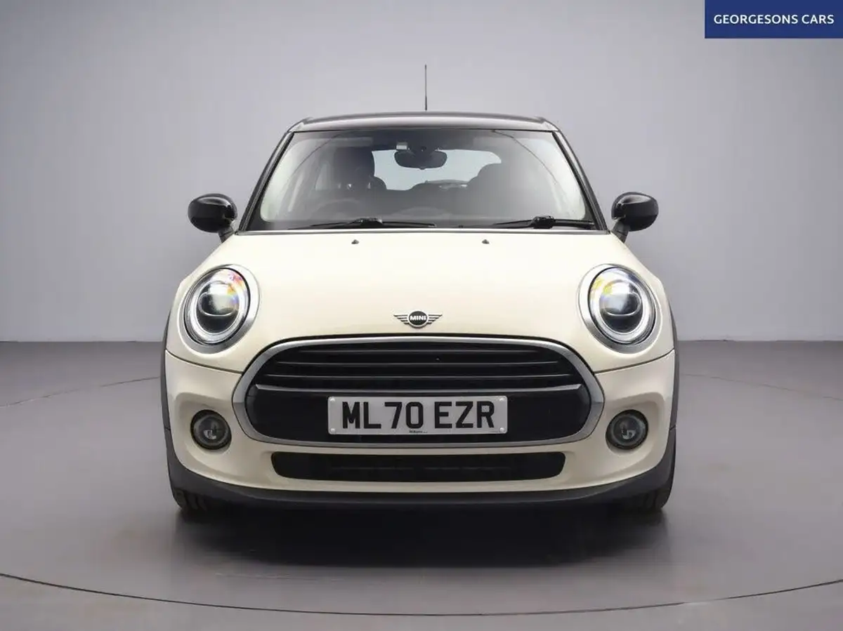 2020-mini-countryman-15-cooper-classic-big-3
