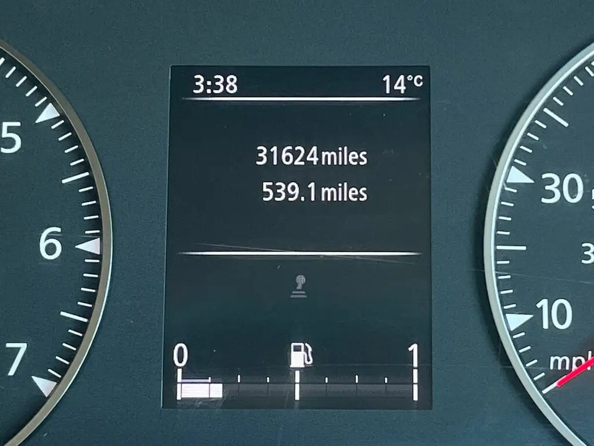 2022-renault-master-23dci-lm35-135-business-panel-big-24