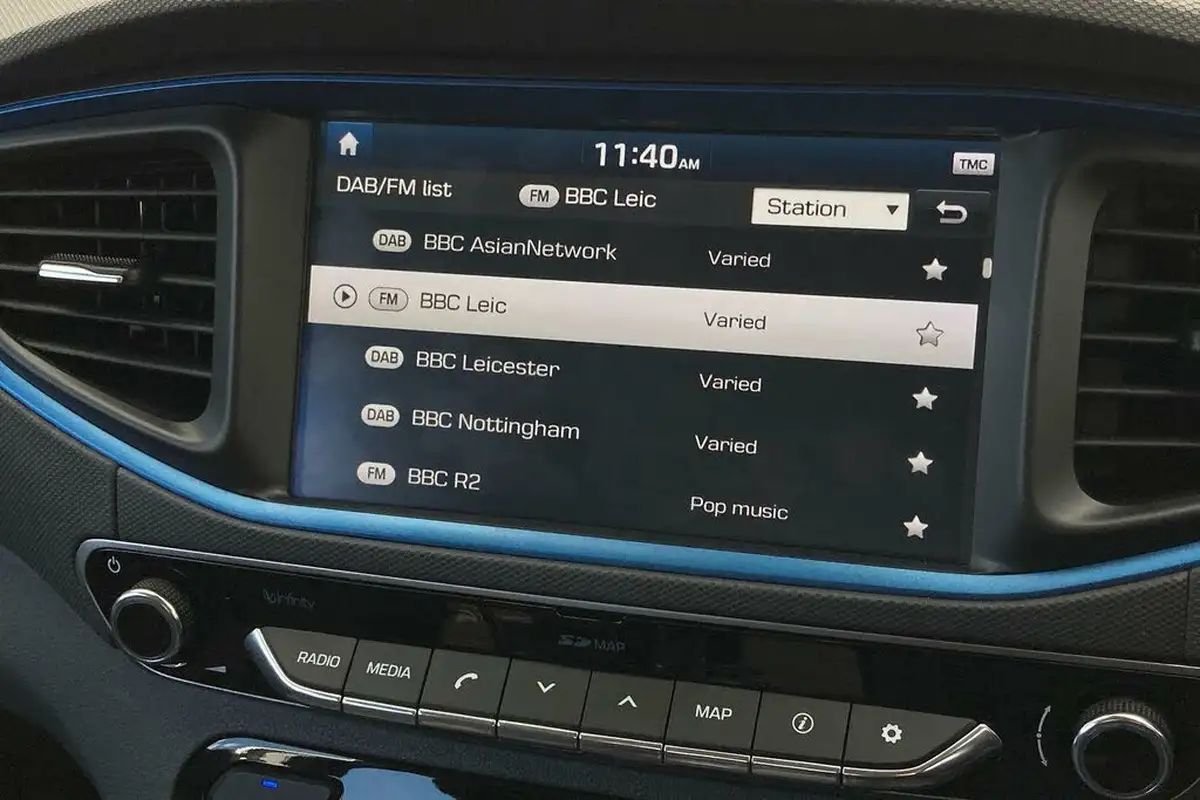 2019-hyundai-ioniq-16-gdi-premium-hybrid-big-20