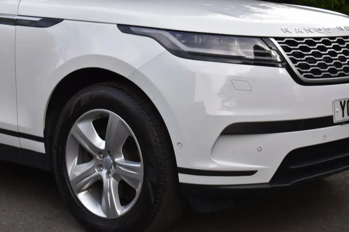 2021-land-rover-range-rover-velar-20-d200-s-big-31