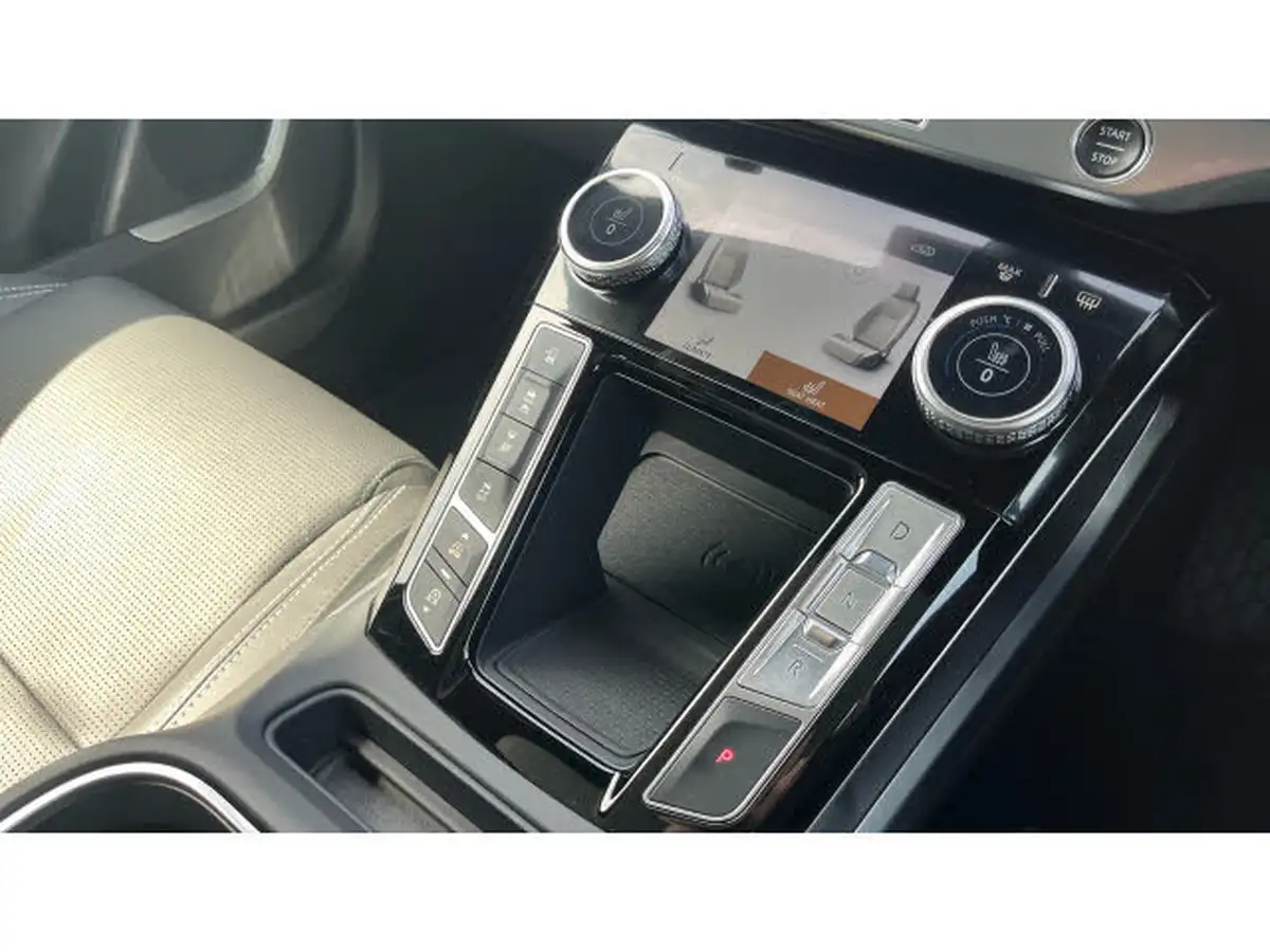 2023-jaguar-i-pace-ev400-hse-black-big-12