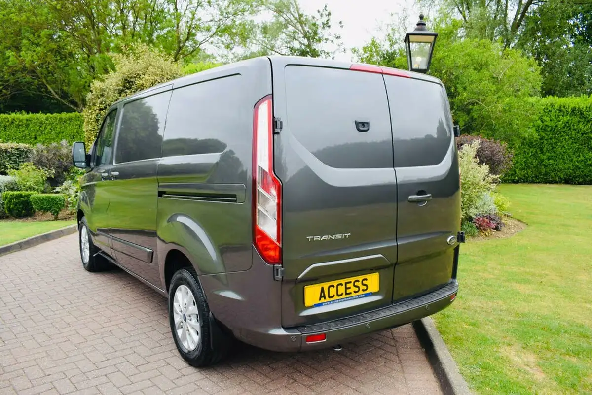 2023-ford-transit-custom-20tdci-280-l1h1-limited-130pseu6dt-panel-van-1997cc-auto-big-3
