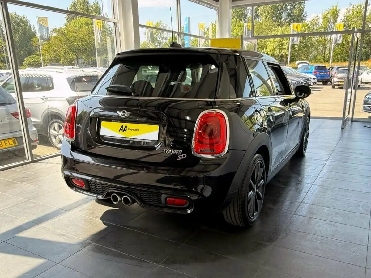 2016-mini-cooper-20td-cooper-sd-170bhp-ss-hatchback-5d-big-9