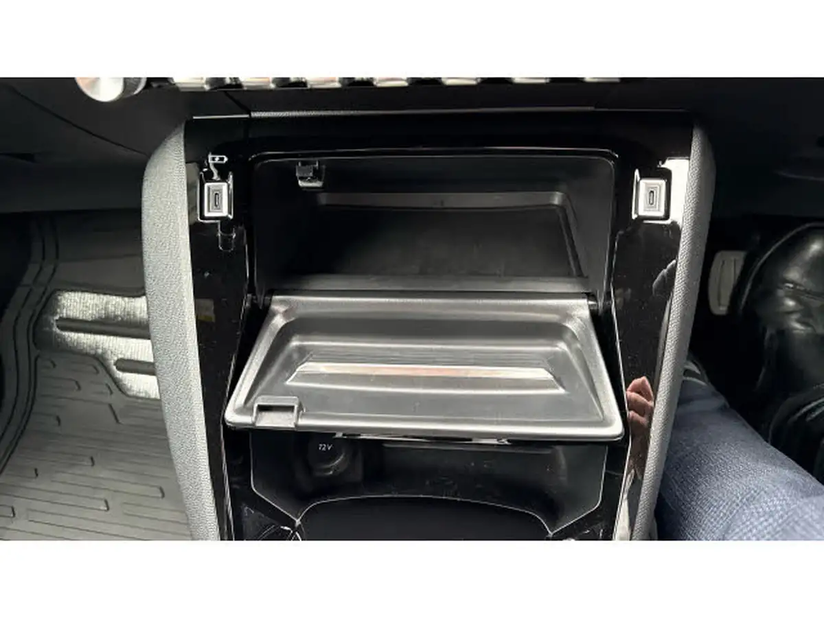 2024-peugeot-2008-suv-e-allure-136ps-50kwh-big-34