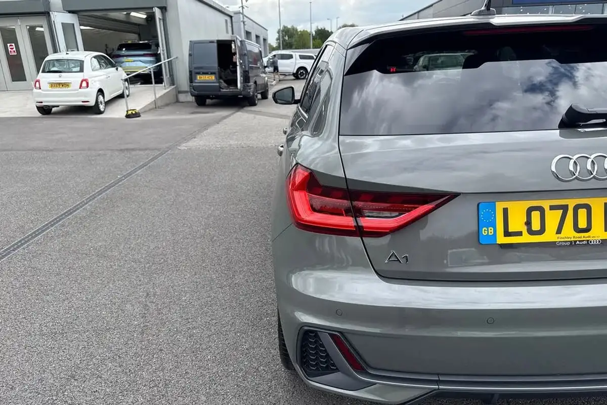 2020-audi-a1-10-30-tfsi-s-line-110ps-big-31