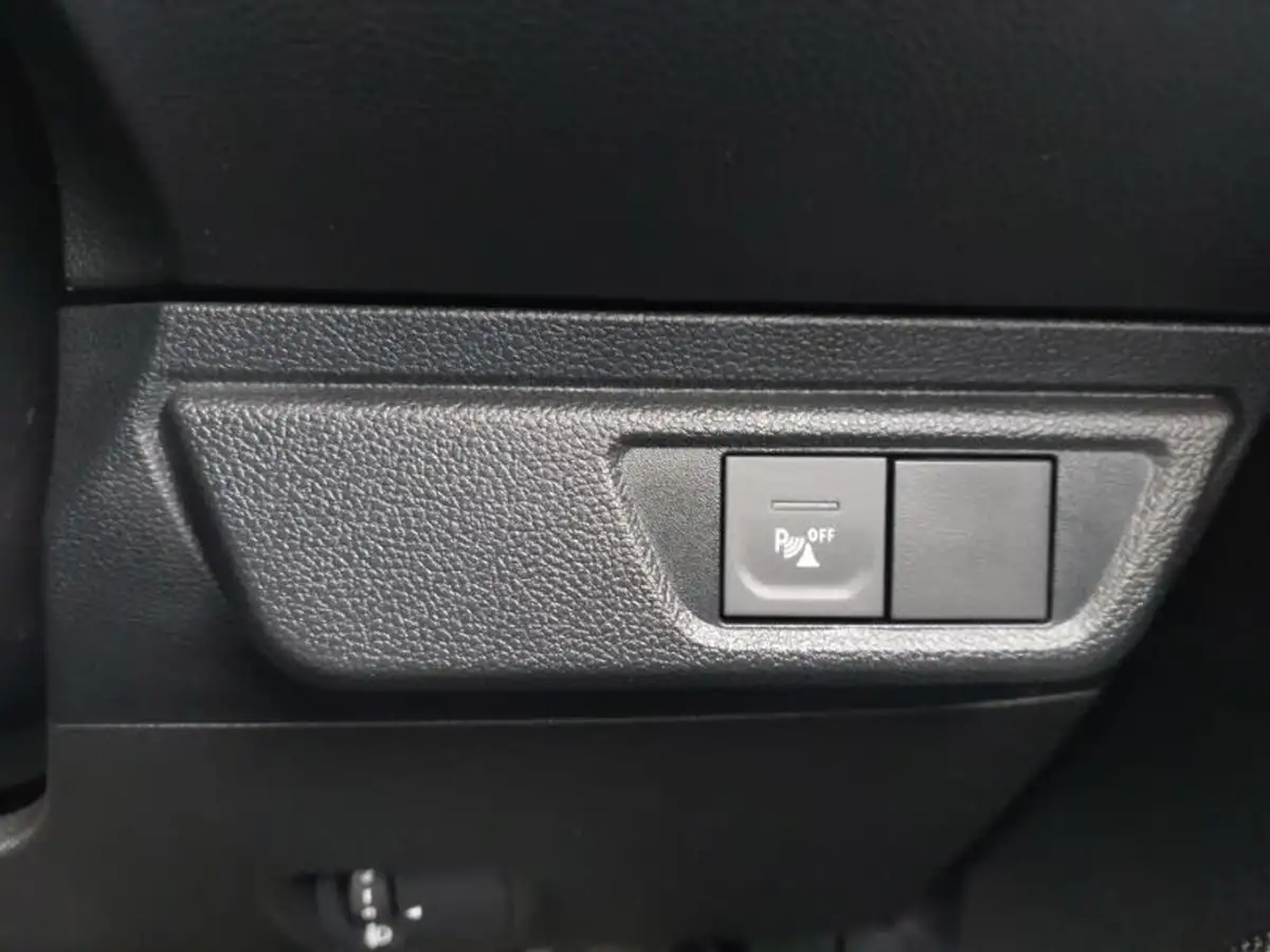 2022-dacia-sandero-stepway-10-tce-comfort-90bhp-big-17