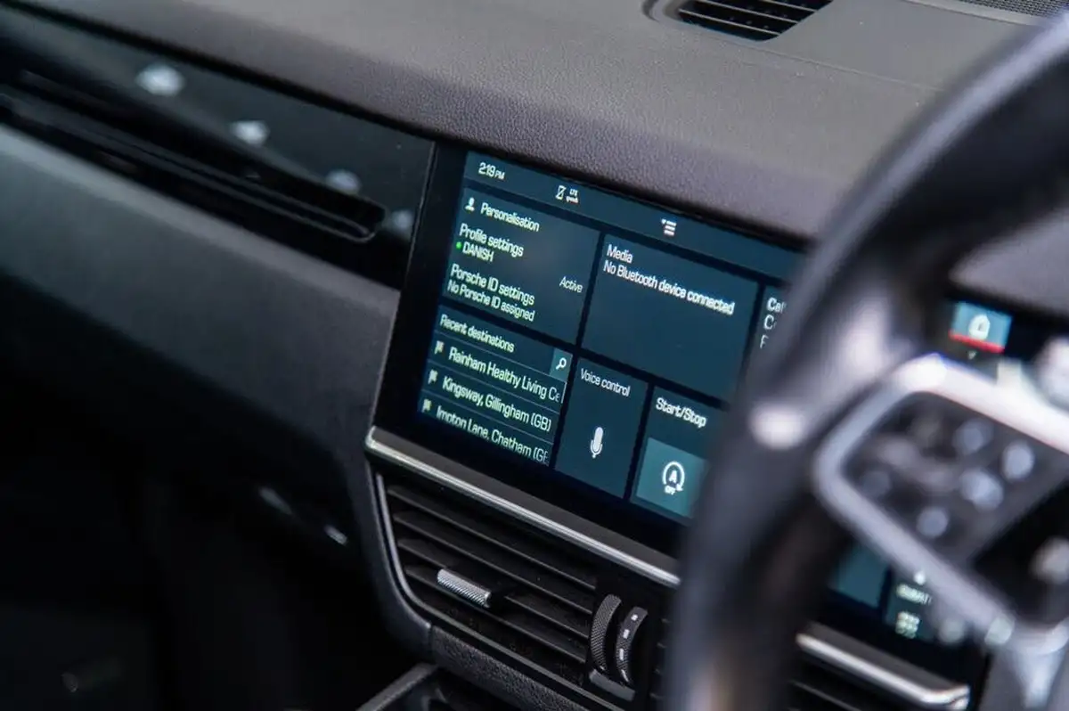 2020-porsche-cayenne-30-v6-s-big-30