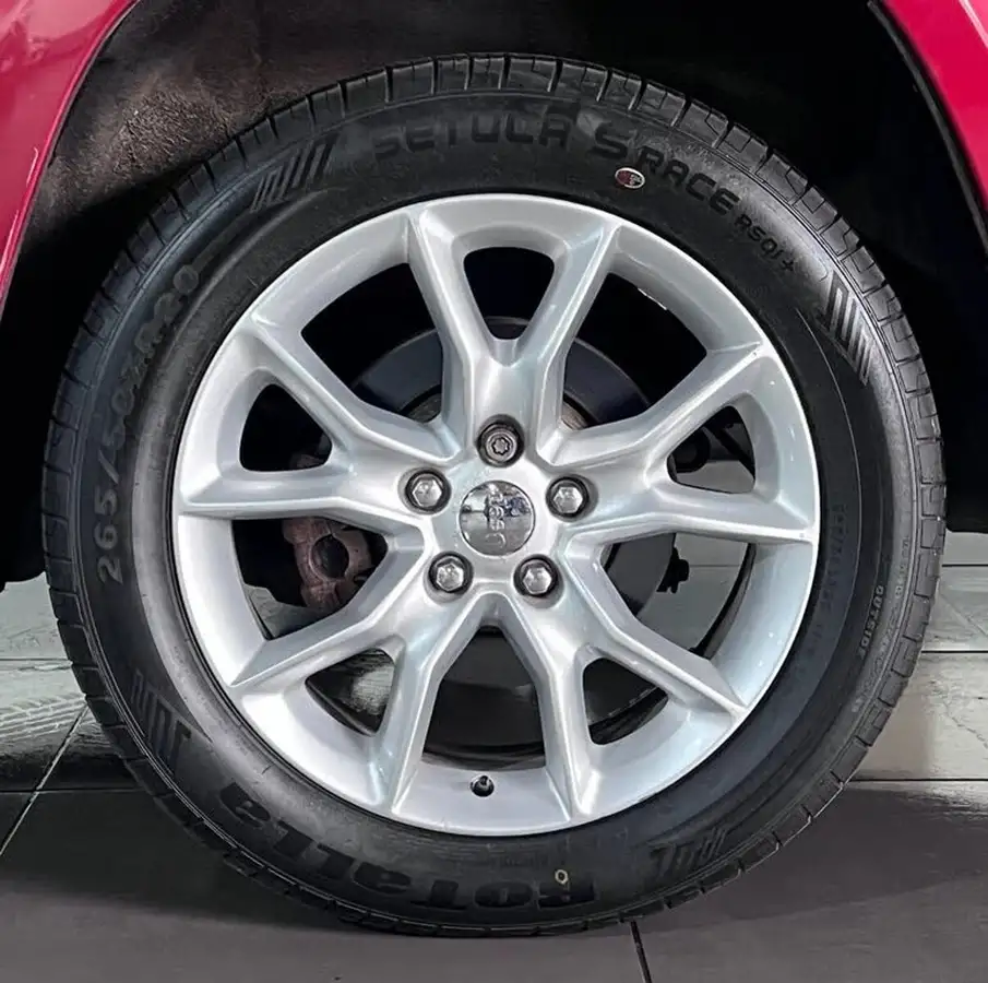 2015-jeep-grand-cherokee-30crd-summit-big-44
