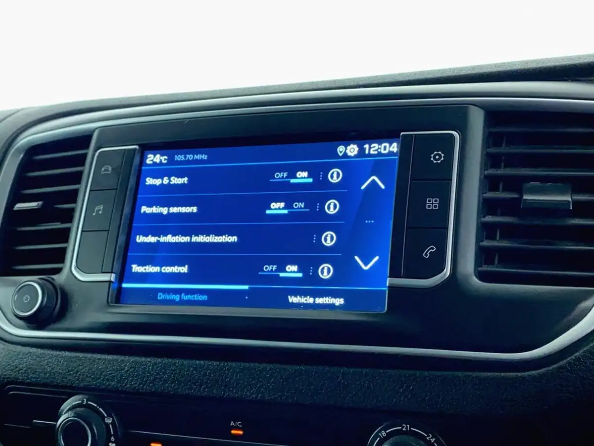 2023-peugeot-expert-15-bluehdi-professional-premium-standard-1000-big-18