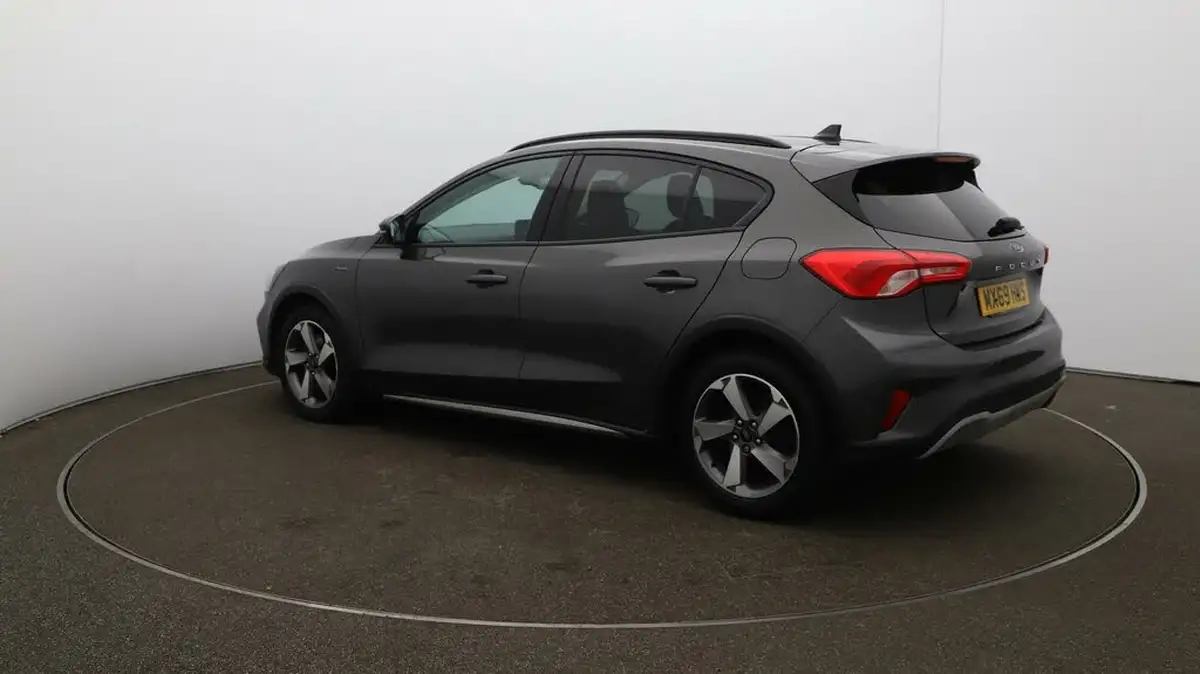 2019-ford-focus-10t-active-hatchback-big-33