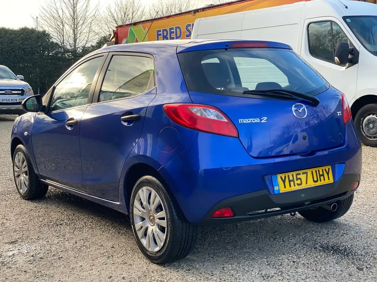 2007-mazda-mazda2-13-ts-big-3