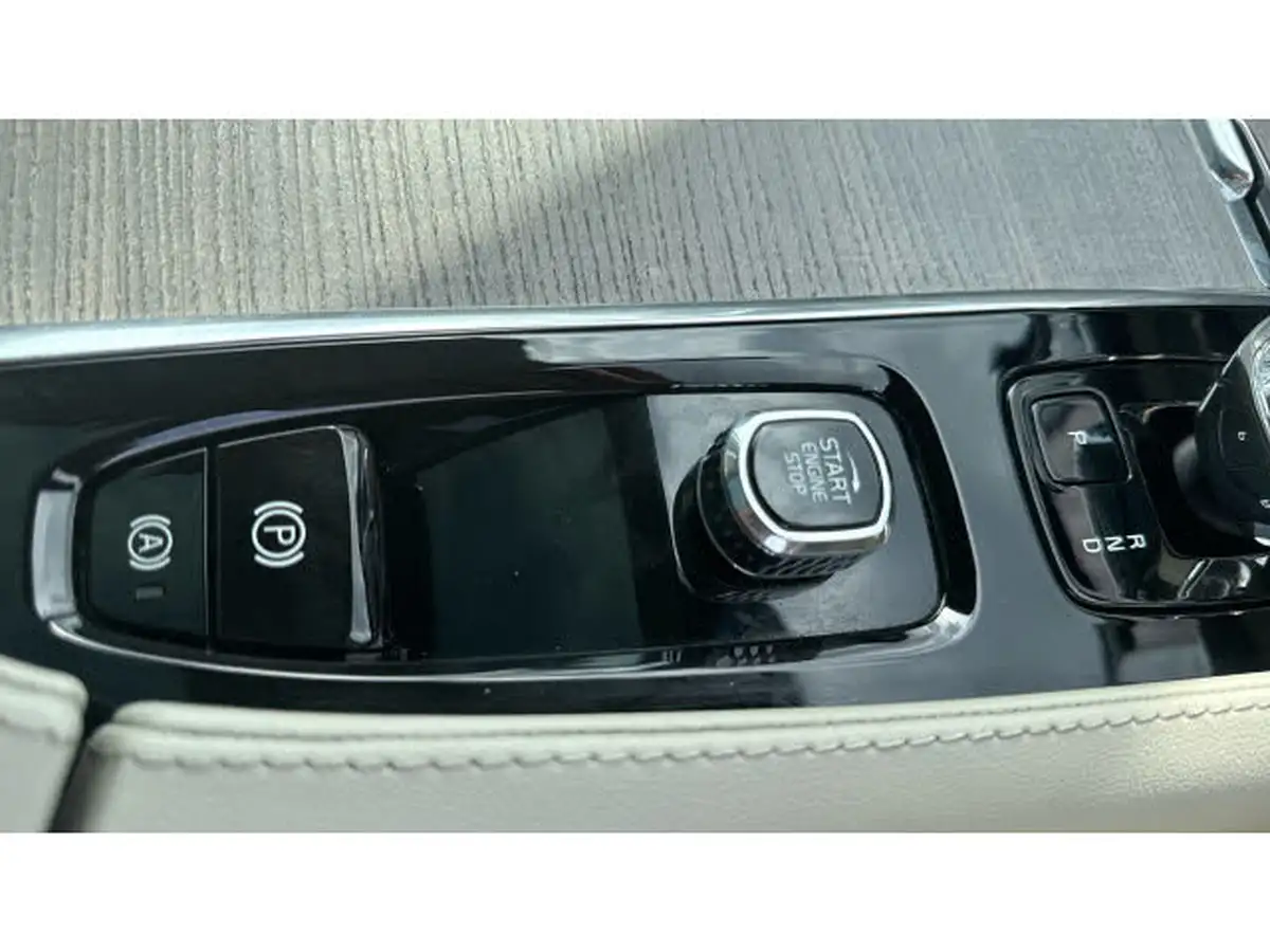 2024-volvo-xc90-20-b6-ultimate-big-22
