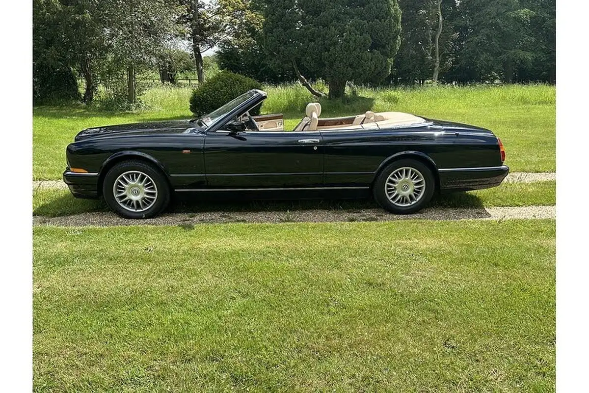 1997-bentley-azure-68-big-3