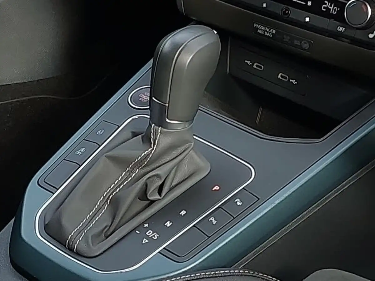 2021-seat-arona-10-tsi-xperience-lux-dsg-big-10