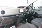 2017-toyota-yaris-15-vvt-i-icon-tech-98bhp-hybrid-1497cc-e-cvt-small-3