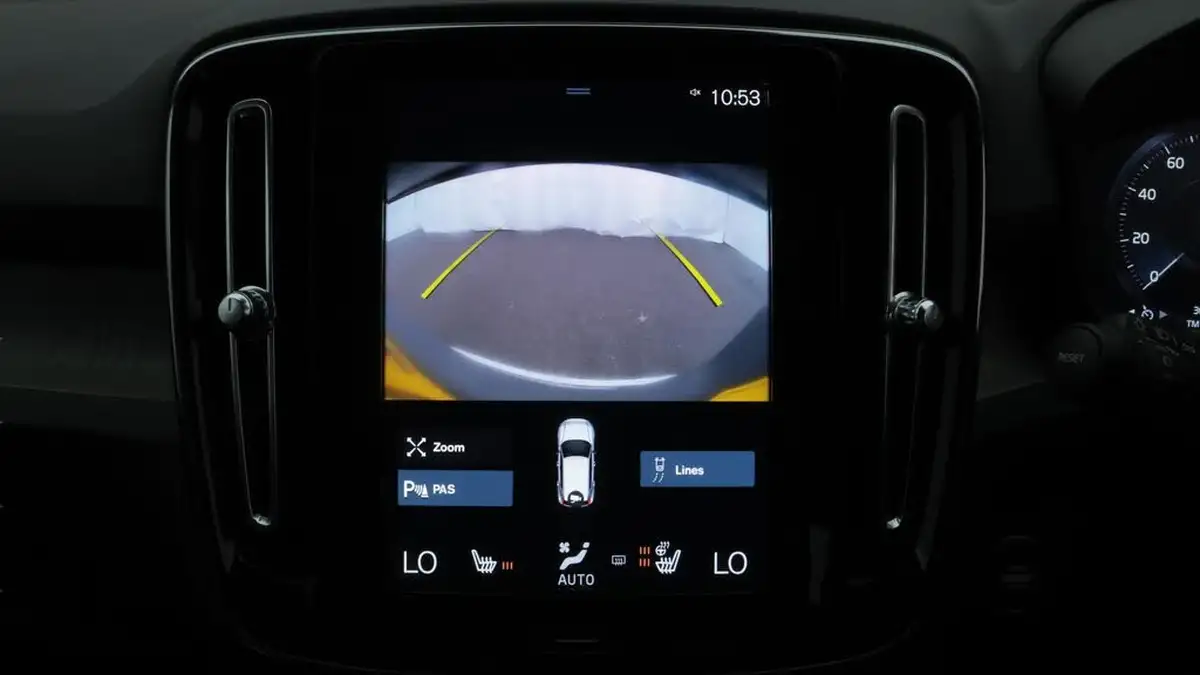 2022-volvo-xc40-15-t3-inscription-big-24