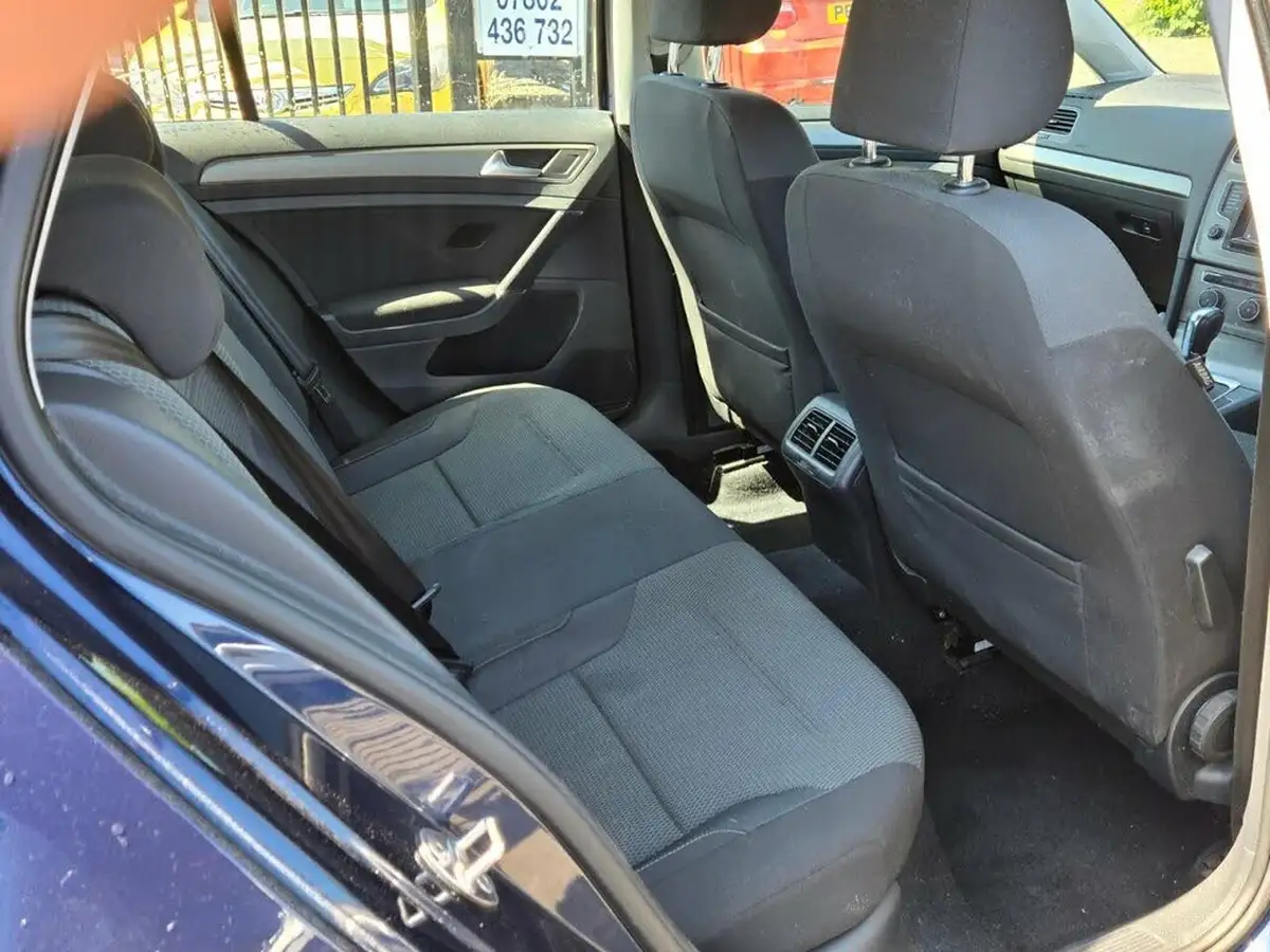 2013-volkswagen-golf-14-se-ss-hatchback-5d-1395cc-dsg-big-8