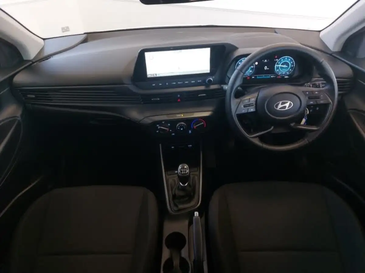 2024-hyundai-i20-10-t-gdi-advance-big-2