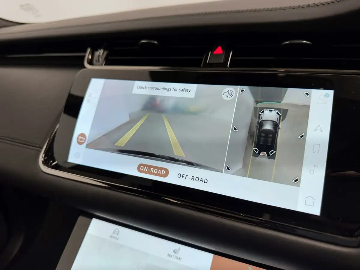 2021-land-rover-range-rover-evoque-15-p300e-autobiography-big-54