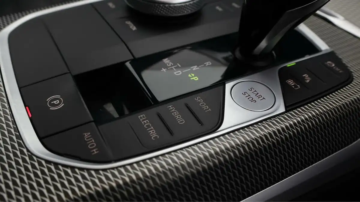 2019-bmw-3-series-20-330e-m-sport-plus-pack-big-21