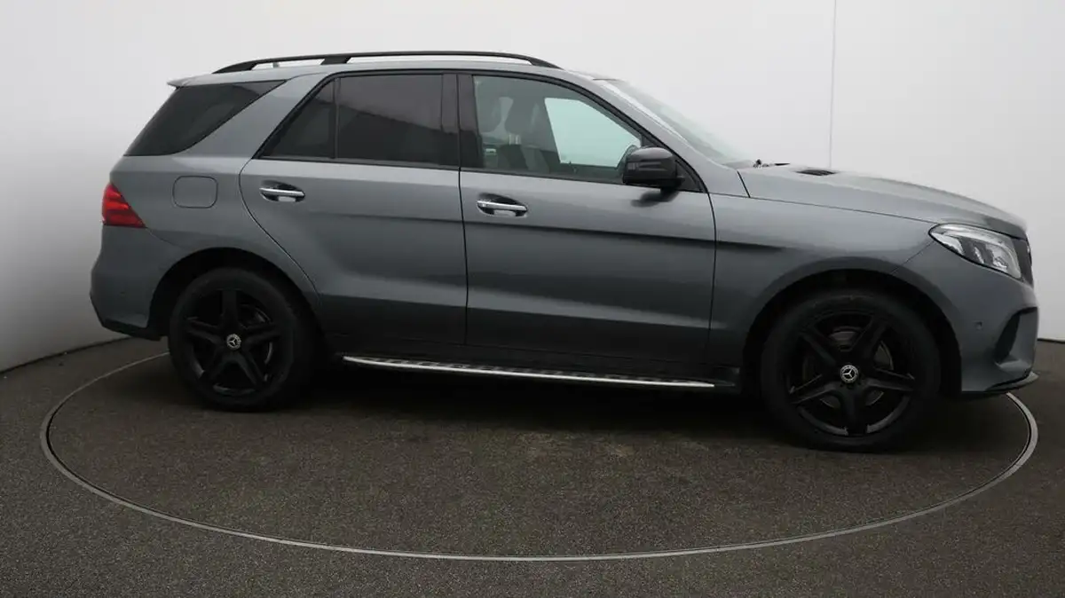 2018-mercedes-benz-gle-class-21d-gle250d-amg-night-edition-premium-plus-big-49