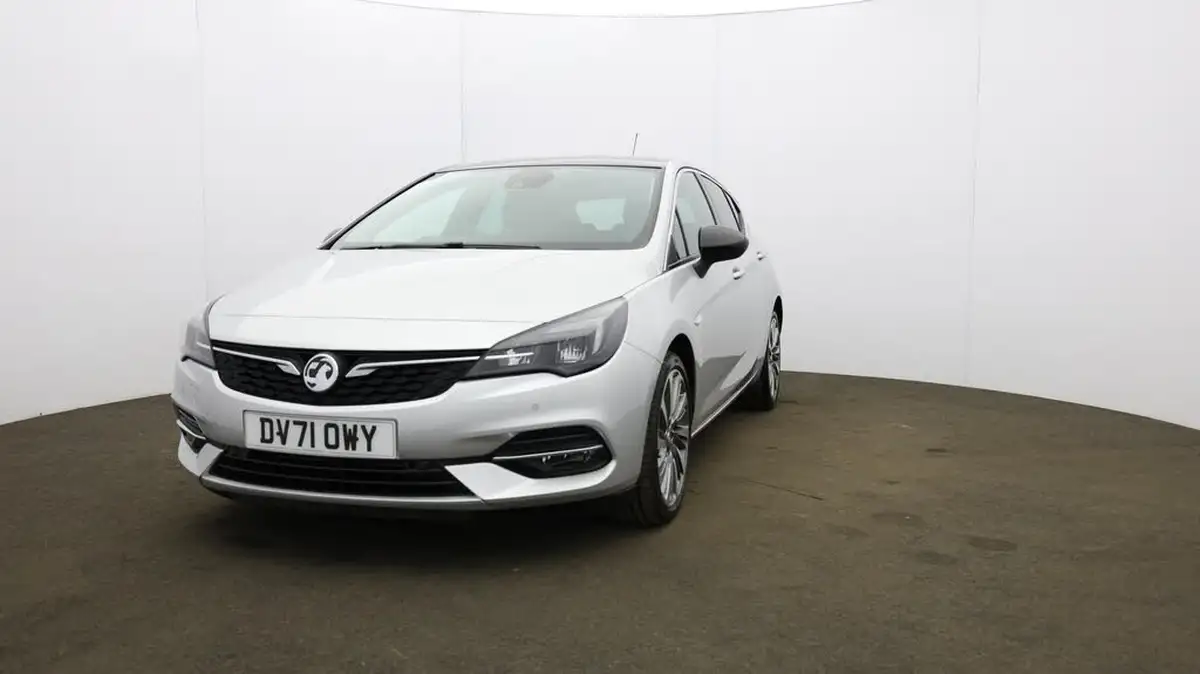 2021-vauxhall-astra-12-turbo-griffin-edition-hatchback-big-39