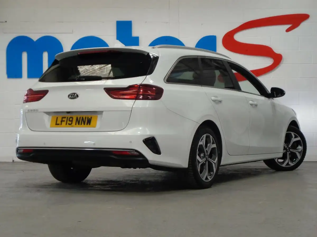 2019-kia-ceed-10-t-gdi-3-sportswagon-big-4