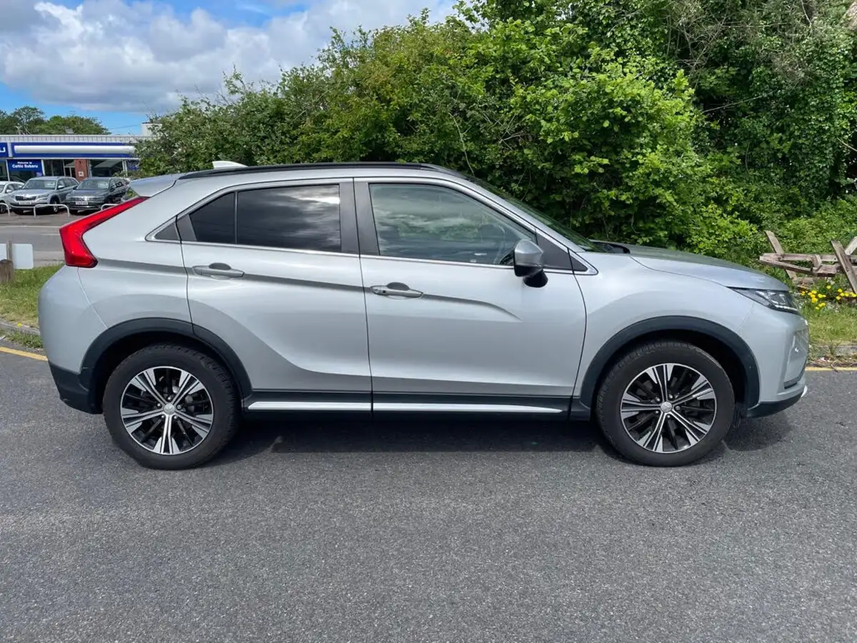 2018-mitsubishi-eclipse-cross-15-4-auto-big-6