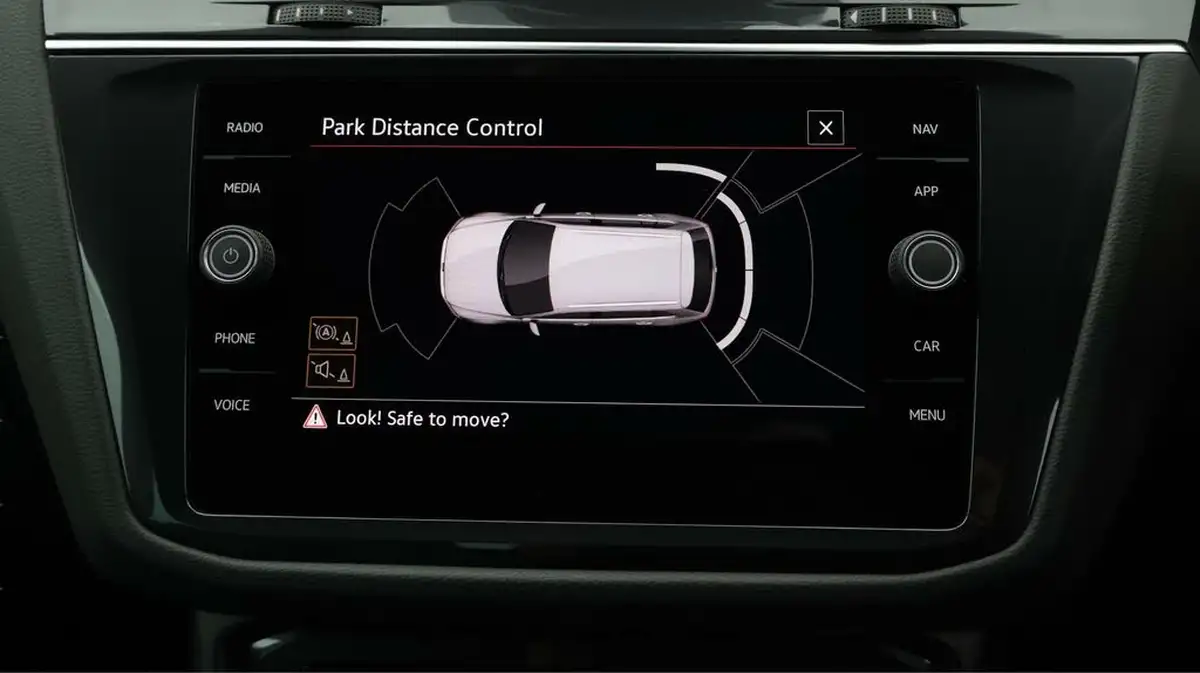 2021-volkswagen-tiguan-15-tsi-r-line-big-26