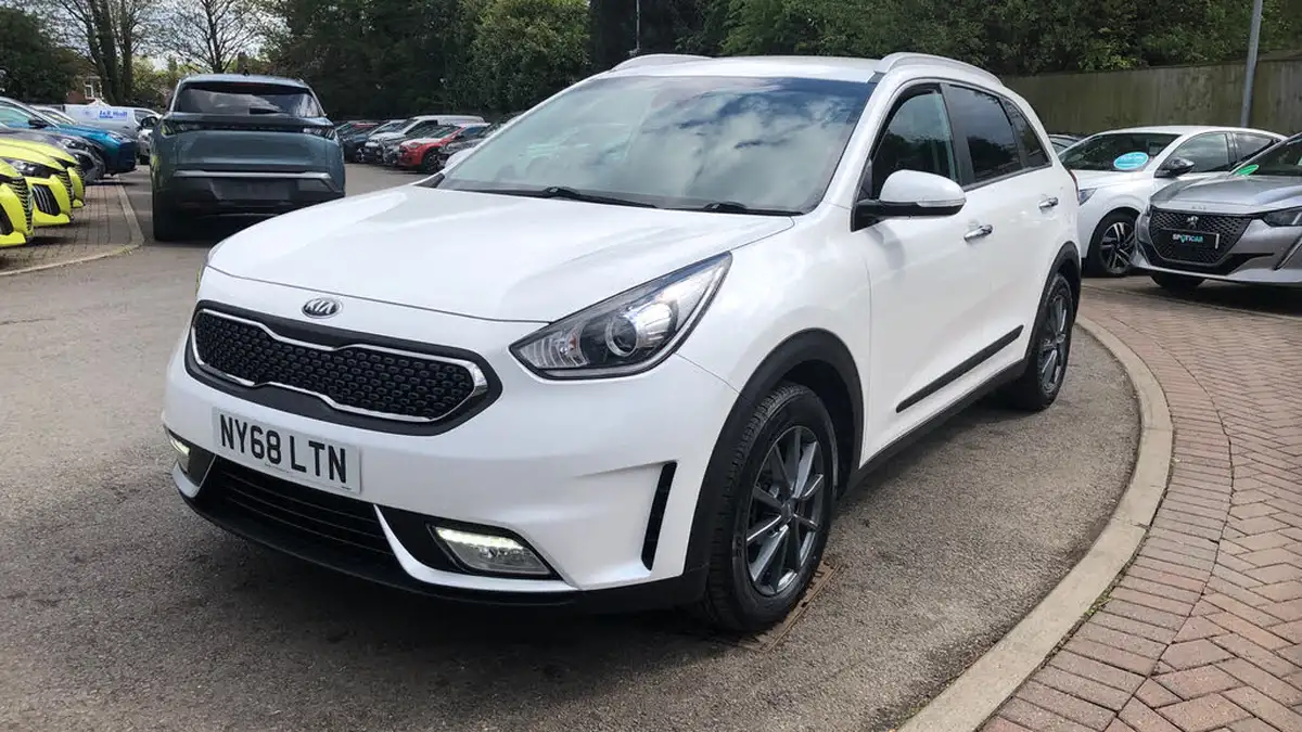 2019-kia-niro-16-gdi-2-big-6
