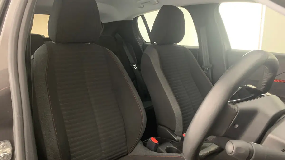 2022-peugeot-208-12-puretech-active-premium-75ps-big-37