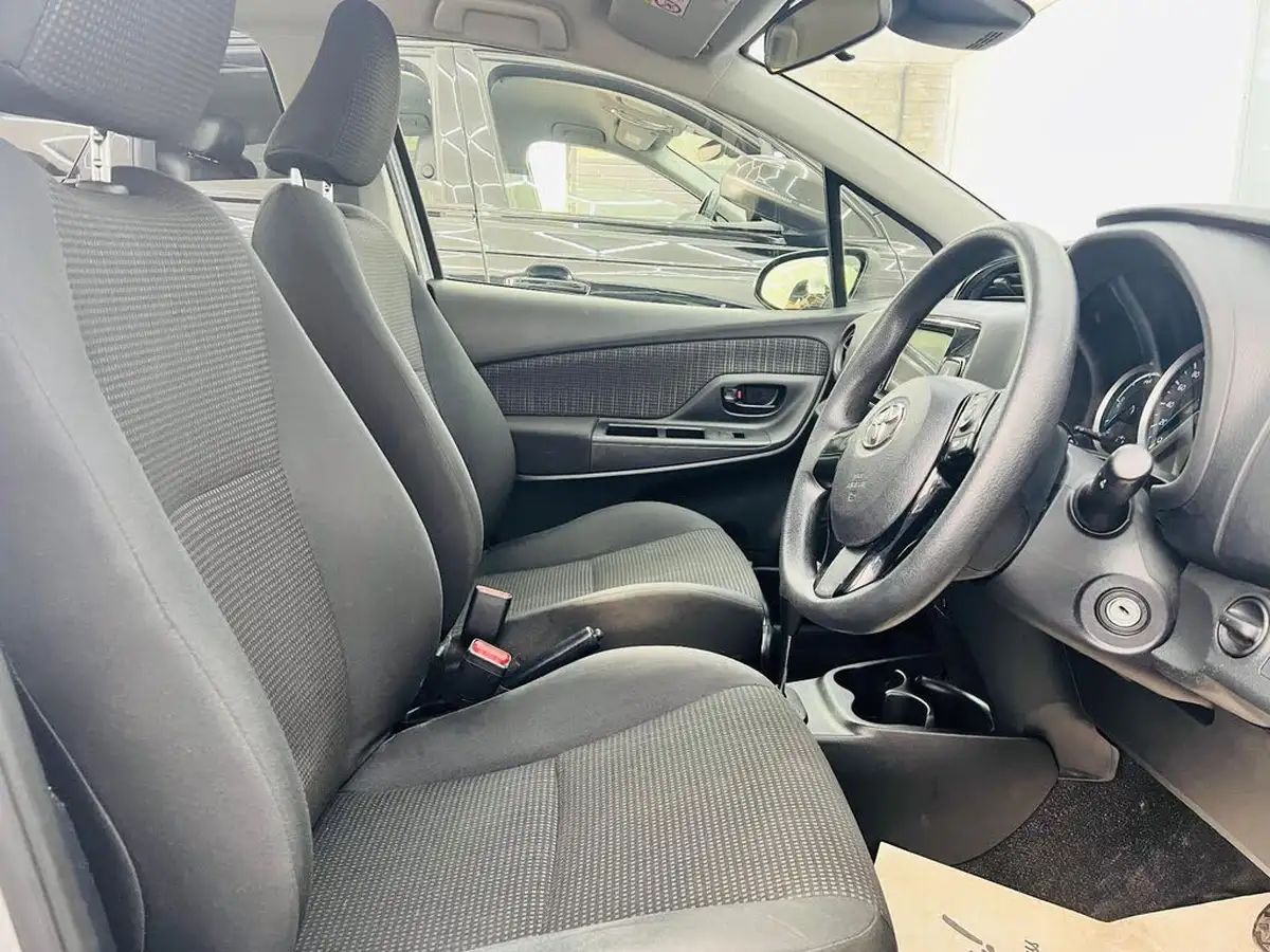 2019-toyota-yaris-big-2