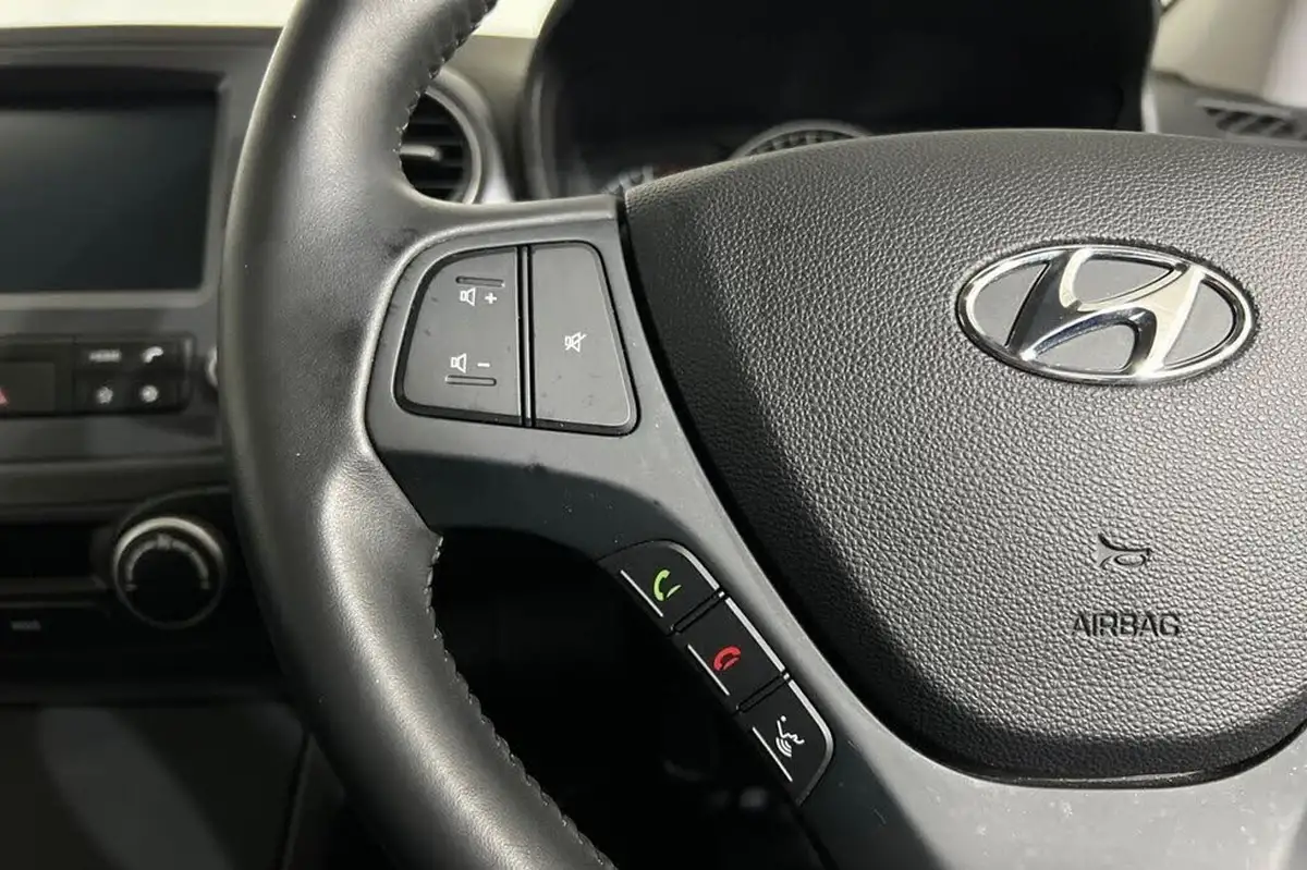 2019-hyundai-i10-12-premium-87ps-1248cc-auto-big-23