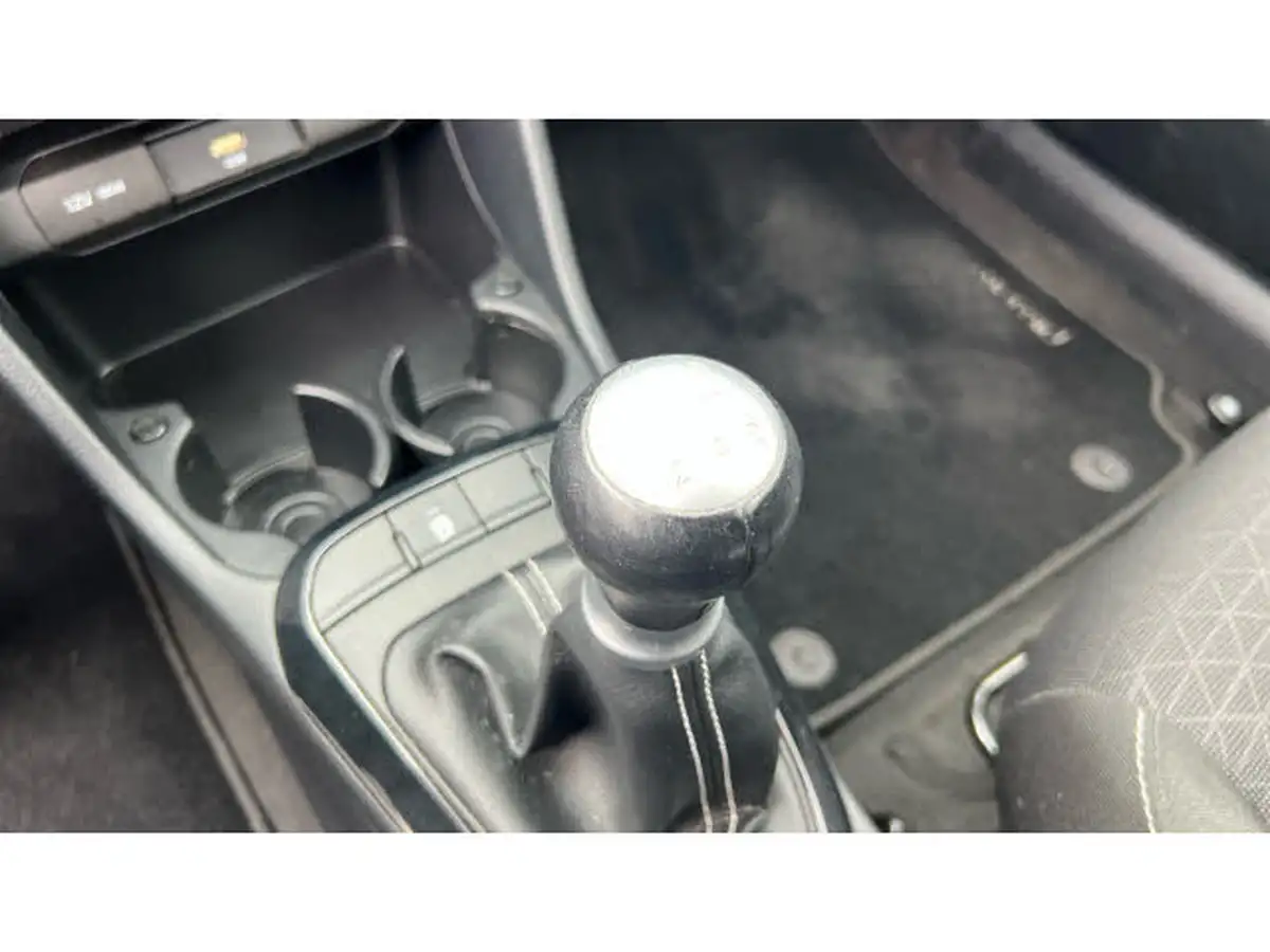 2021-kia-picanto-10-3-big-12