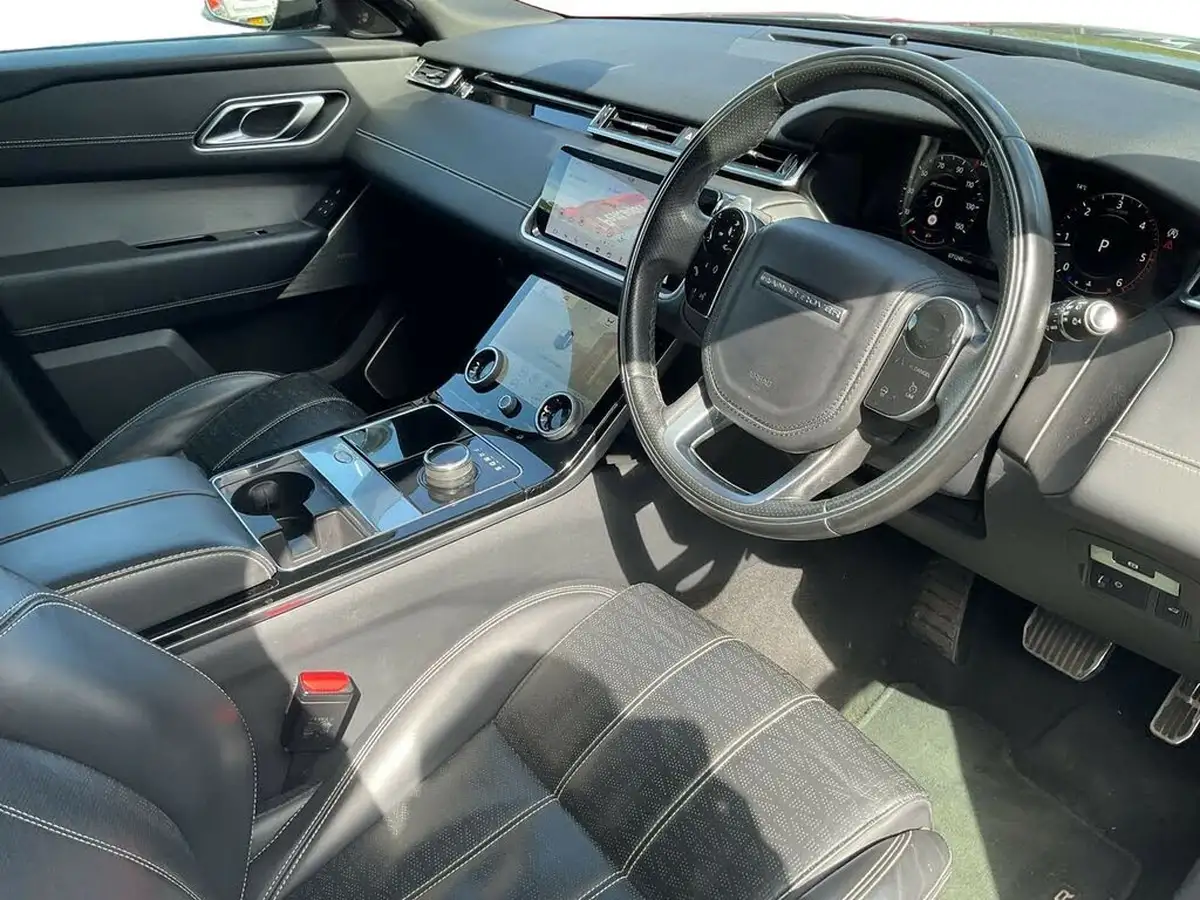 2019-land-rover-range-rover-velar-20-d240-r-dynamic-hse-big-5