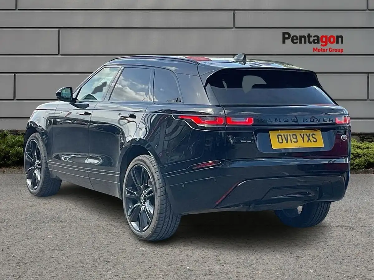 2019-land-rover-range-rover-velar-20-d240-r-dynamic-hse-big-1