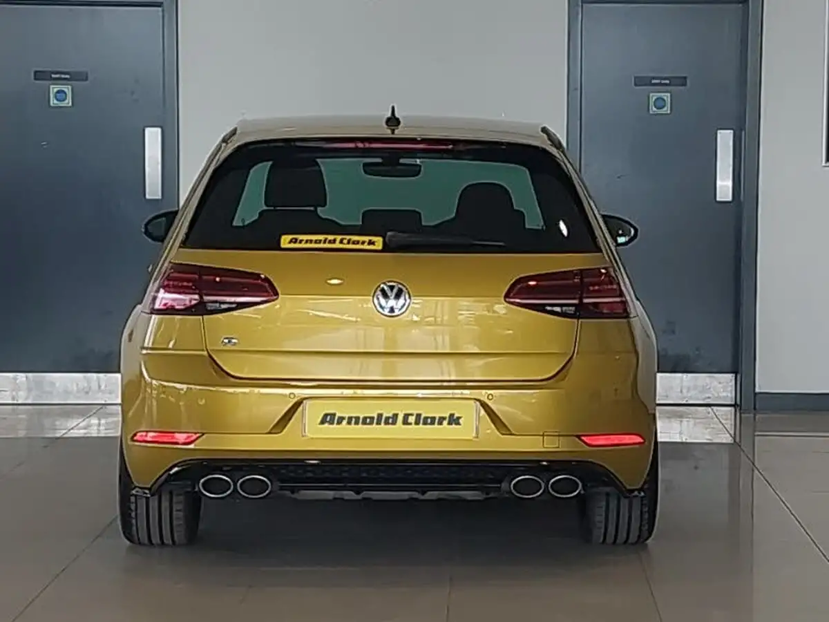 2019-volkswagen-golf-20-tsi-r-300ps-hatchback-3d-dsg-big-14