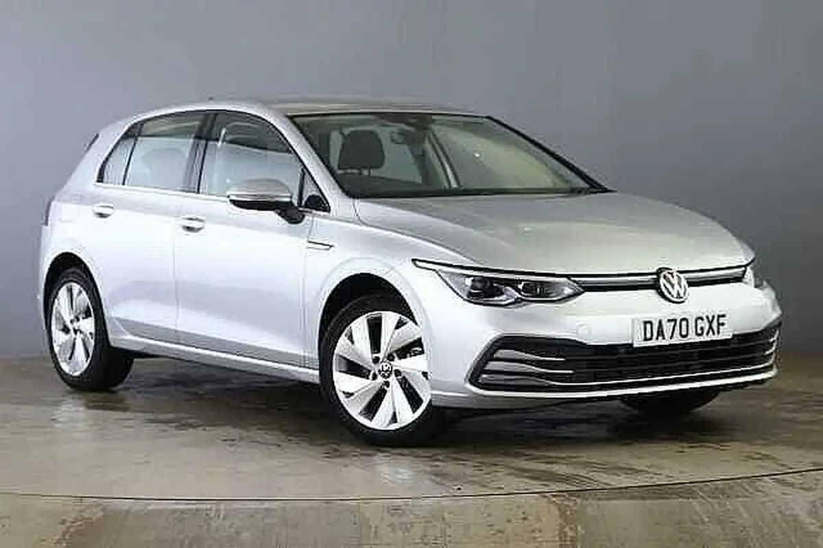 2020-volkswagen-golf-15-tsi-style-130ps-hatchback-big-0