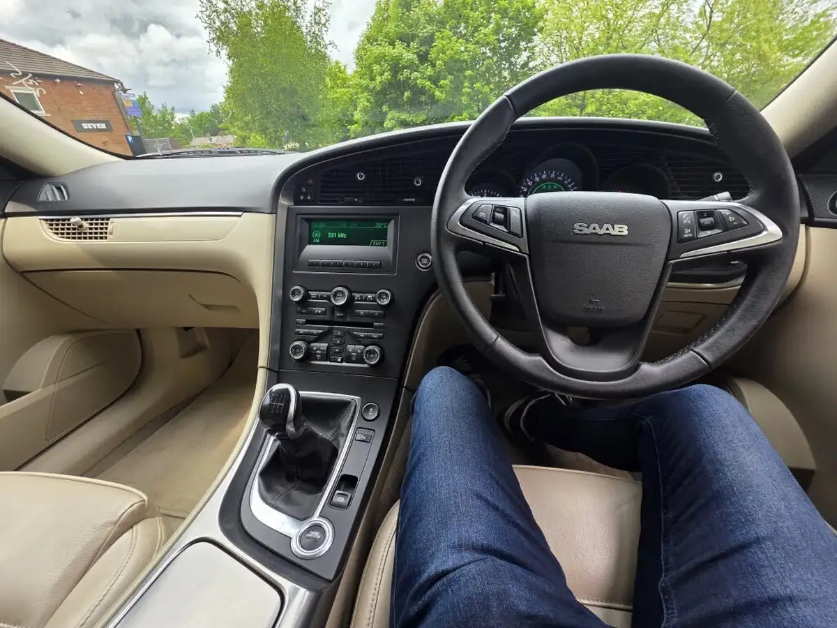 2011-saab-9-5-20td-vector-se-20tid-160ps-saloon-4d-big-12