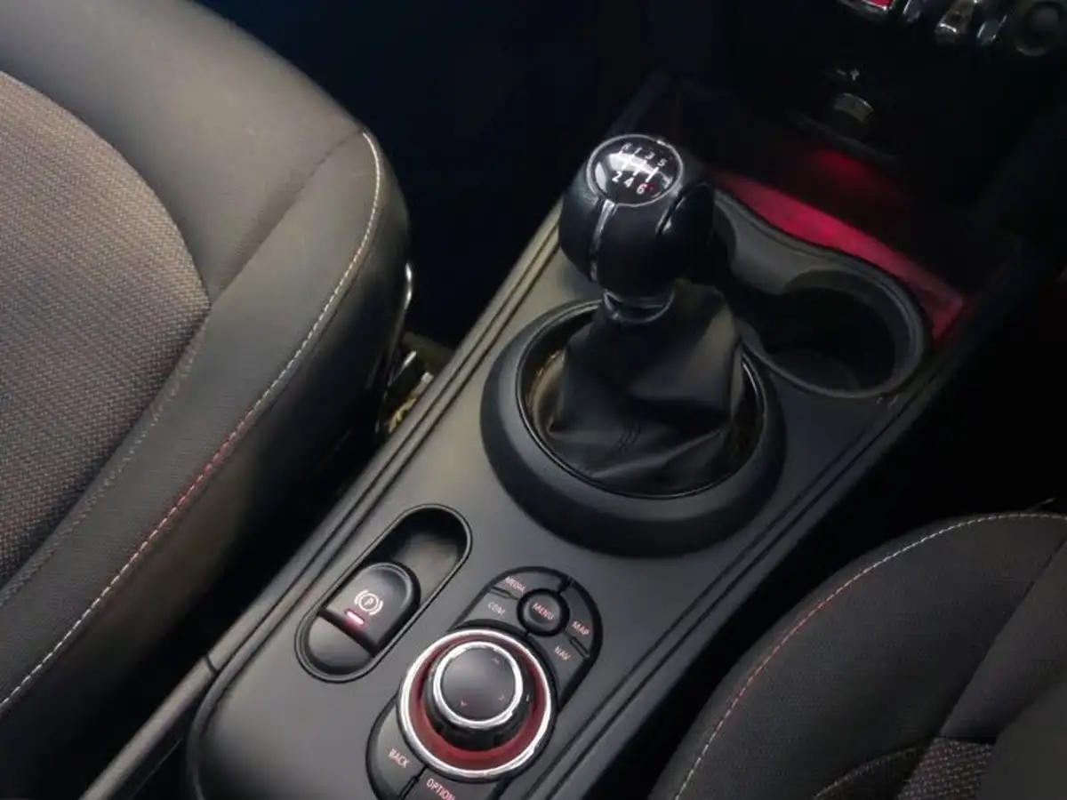 2021-mini-countryman-15-cooper-classic-big-9
