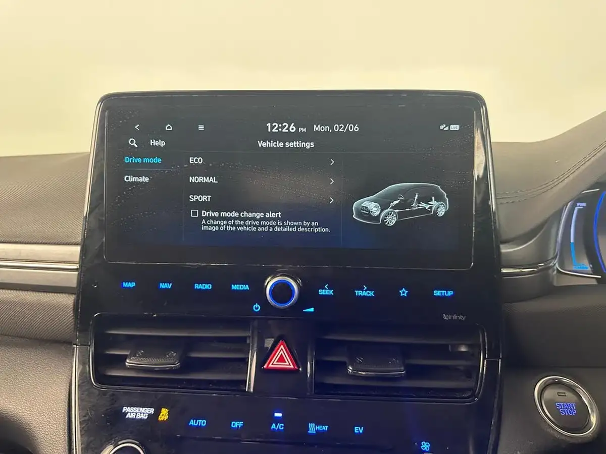 2022-hyundai-ioniq-e-premium-electric-big-43